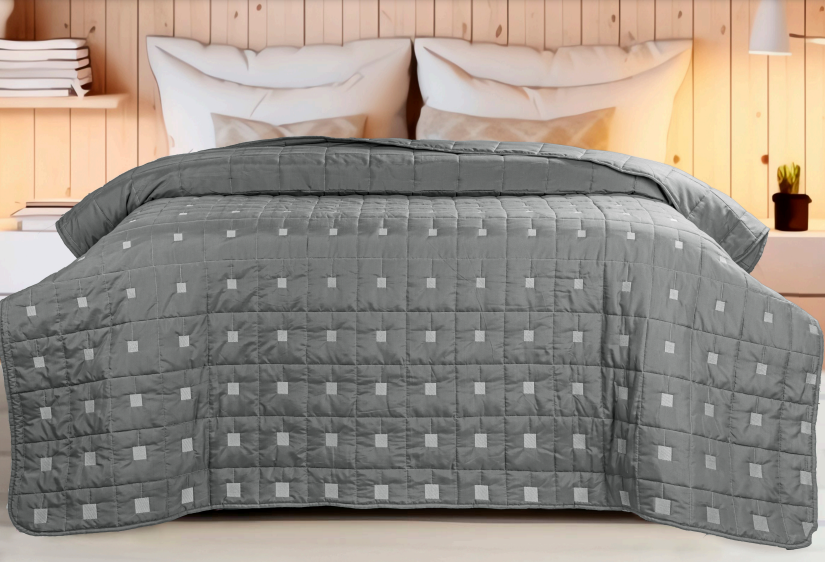 Maiden - RosyNCozy Comforter - Artistry Meets Comfort (Size - Double Bed)